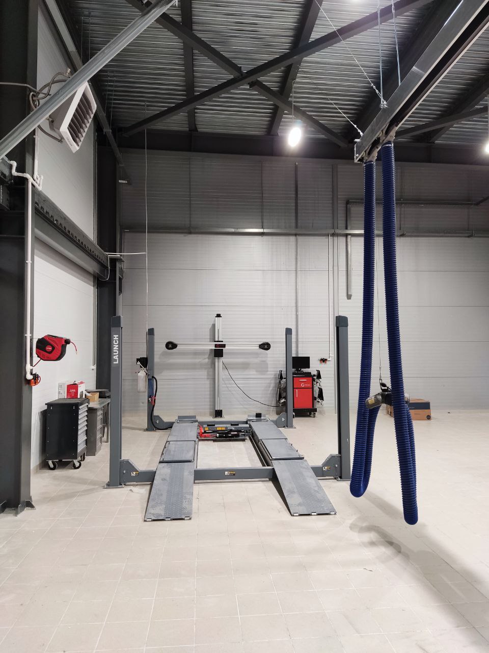 Фото монтаж 4-х стоечного подъёмника 5