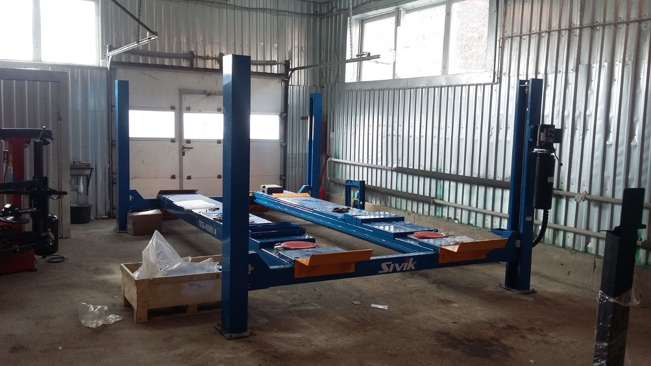 Фото монтаж 4-х стоечного подъёмника 7